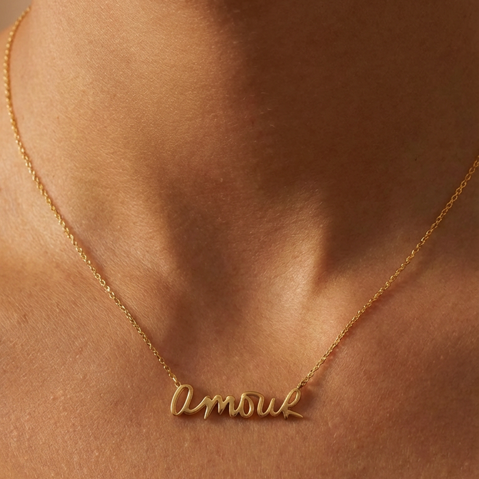 Amour Necklace